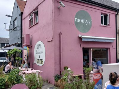 Monty's Cafe